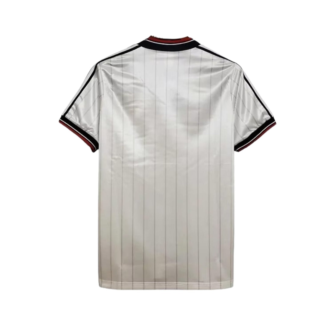 Manchester United Alternative 83/84