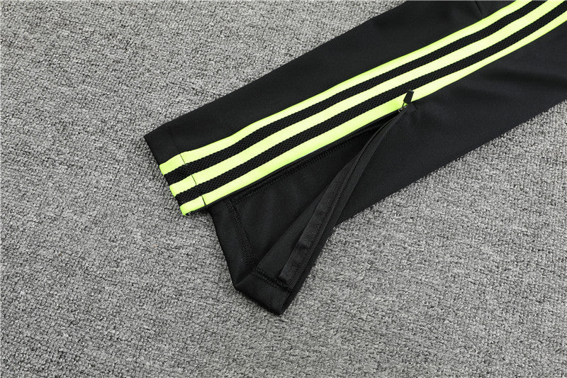 Manchester United 23/24 - Tracksuit - Half Zip