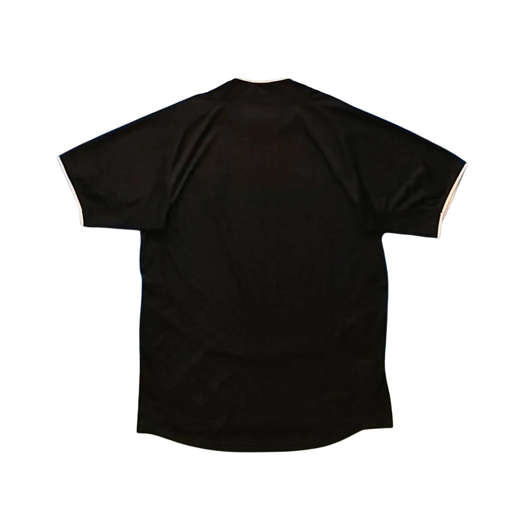 Manchester United Alternative 04/05