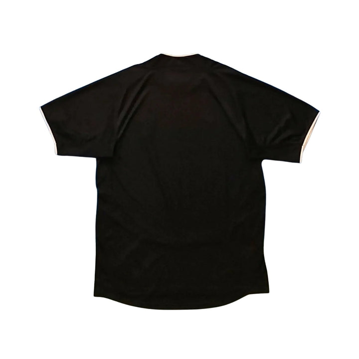 Manchester United Alternative 04/05