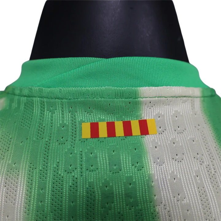 Reversible Windbreaker - Italy