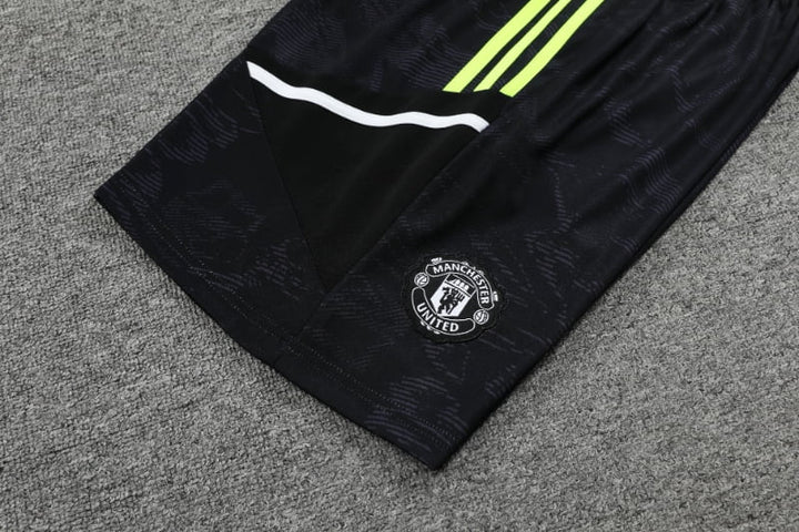 Training Equipment - Manchester United 23/24