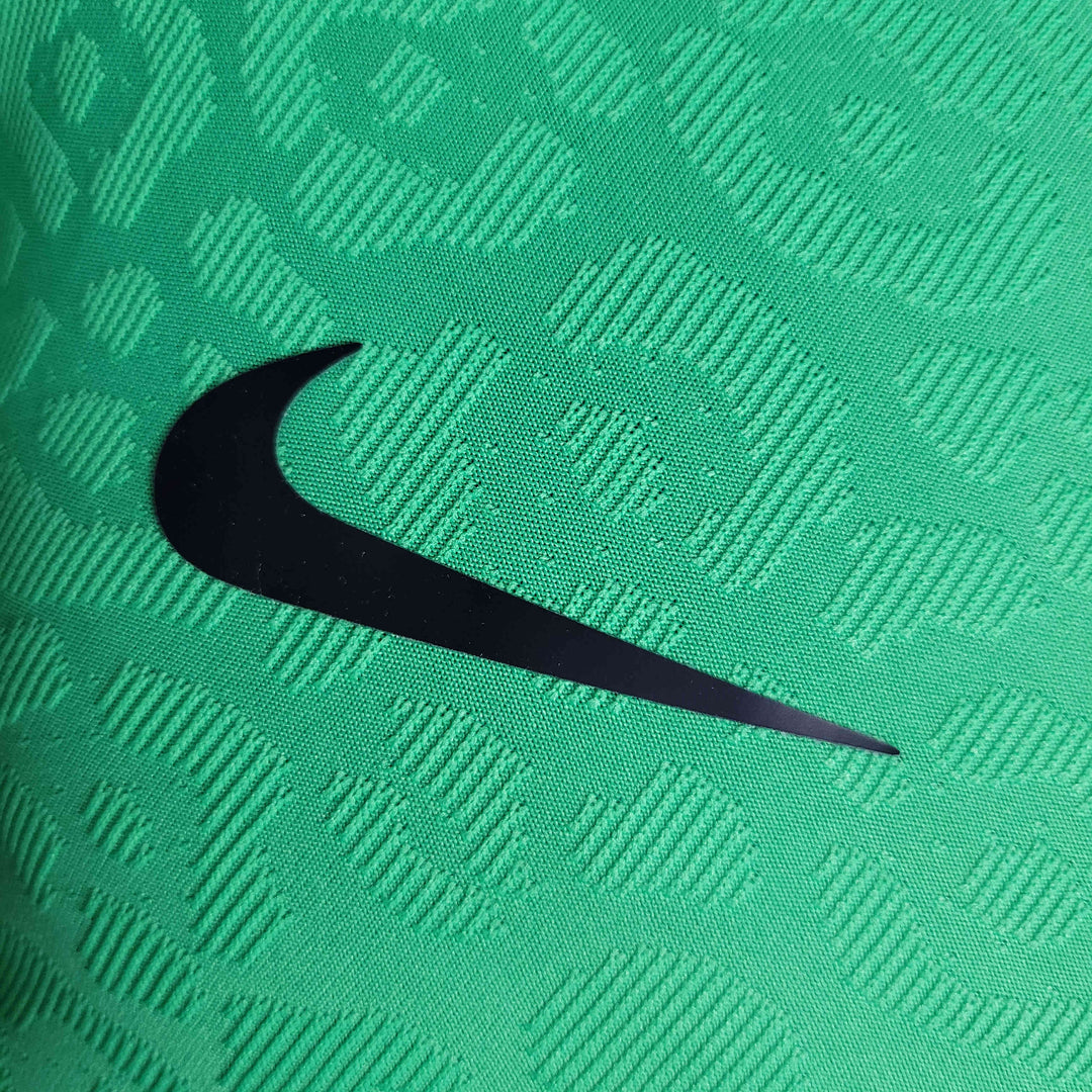 Reversible Windbreaker - Italy