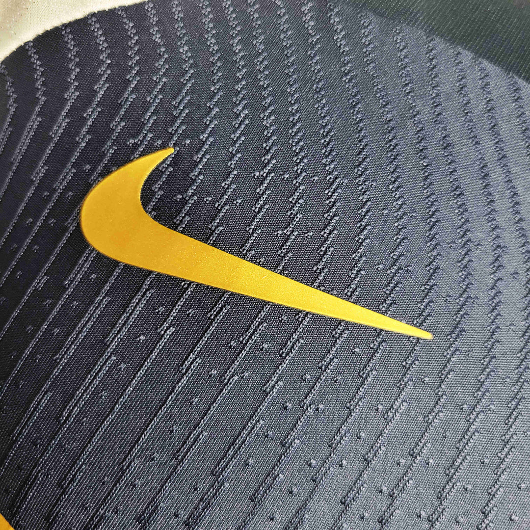 Reversible Windbreaker - Italy