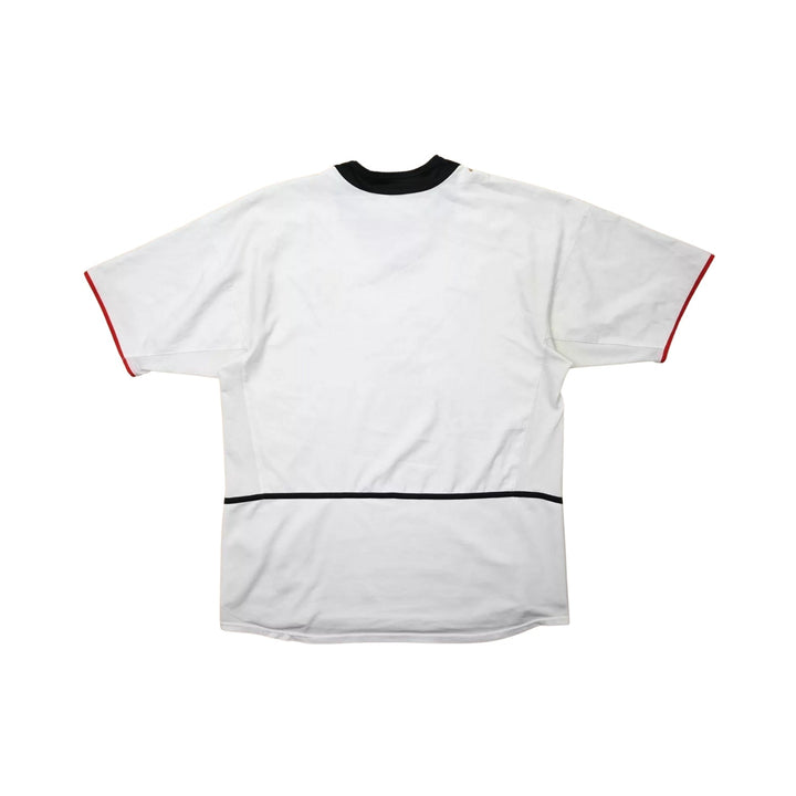 Manchester United Alternative 02/03