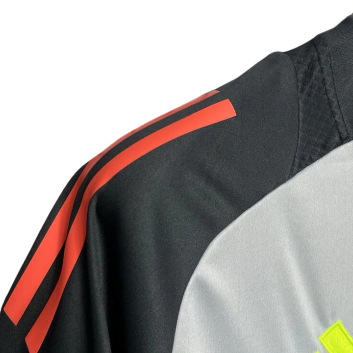 Benfica Warm-up 24/25