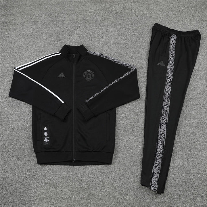 Manchester United 23/24 - Tracksuit - Full Zip