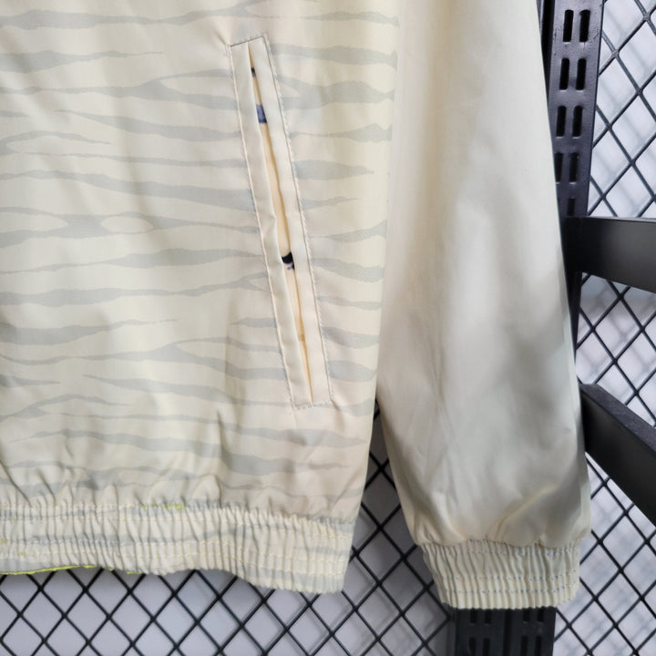 Reversible Windbreaker - Italy